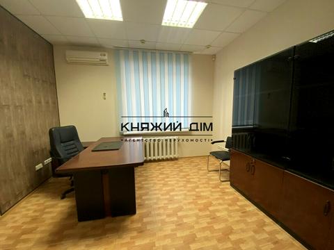 коммерческая по адресу Владимира Ивасюка просп. (Героїв Сталінграду), 6/1