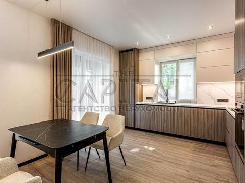 будинок за адресою Подільська вул.