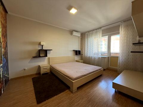 квартира за адресою Драгоманова вул., 1-К
