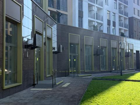 комерційна за адресою Краснова вул., 3