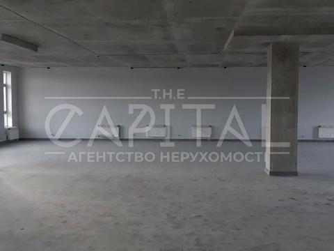 комерційна за адресою Степана Бандери просп. (Московський), 8б