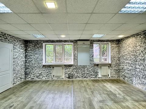 комерційна за адресою Олейникова, 7