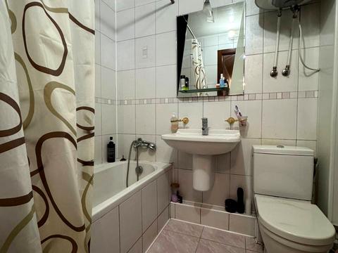 квартира за адресою Менахем-Мендл Шнеєрсона вул. (Мініна), 5