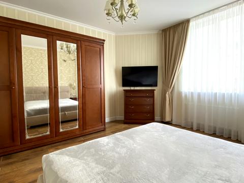 квартира по адресу Андрія Малишка ул. (Льва Толстого), 94