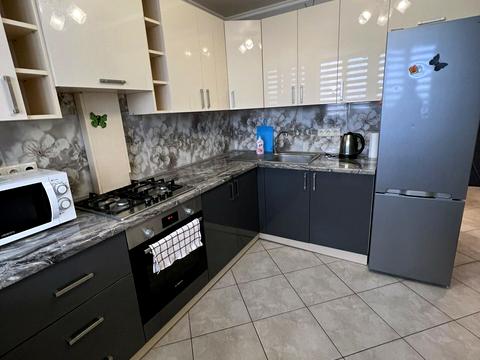 квартира за адресою Князя Романа Мстиславича вул. (Генерала Жмаченка), 16