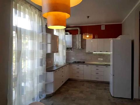 комната по адресу Пироговський пер., 6