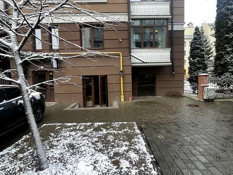 комерційна за адресою Шевченка, 52