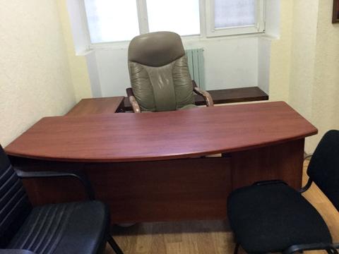 комерційна за адресою Радистів вул., 10