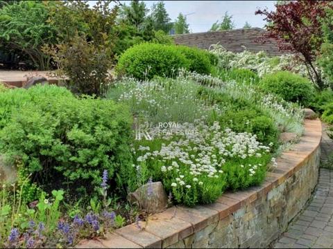 будинок за адресою Центральна