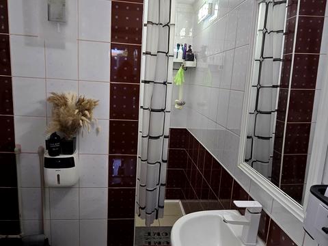 будинок за адресою Лазарєва Адмірала вул., 101