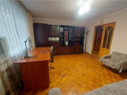 квартира за адресою Небесної Сотні просп. (Маршала Жукова), 14