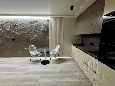 квартира за адресою Михайла Максимовича, 24В