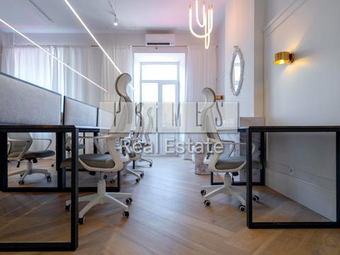 комерційна за адресою Бульварно-Кудрявська вул. (Воровського), 15-Д