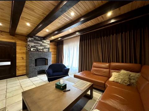 будинок за адресою Лісна вул