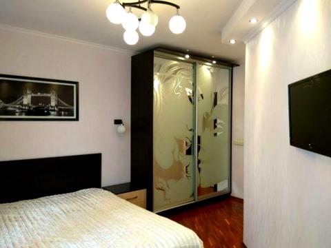 квартира за адресою Срібнокільська вул., 1