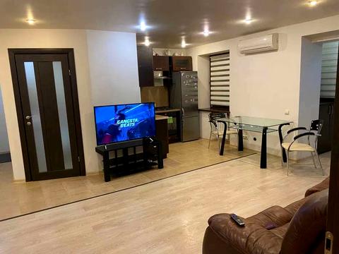 квартира за адресою Ярослава Хомова пров. (Миколи Островського), 14-А