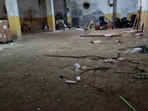 комерційна за адресою Будівельників вул., 34