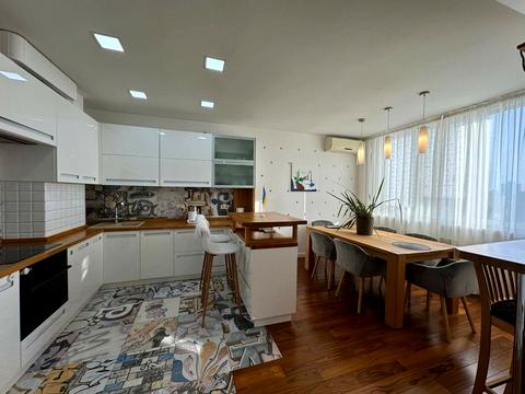 квартира за адресою Урлівська вул., 40