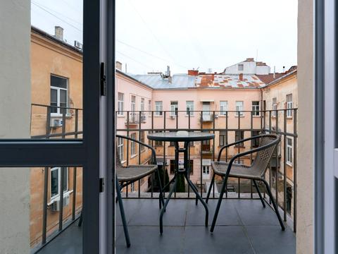 коммерческая по адресу Коперника ул., 33