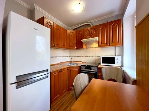 квартира за адресою Наукова вул., 53