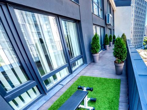 комерційна за адресою Зарічна вул., 6