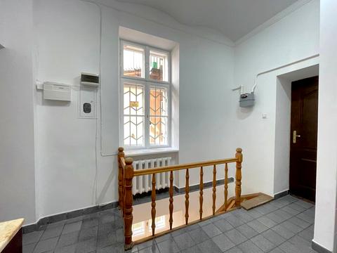 коммерческая по адресу Грушевского ул., 13