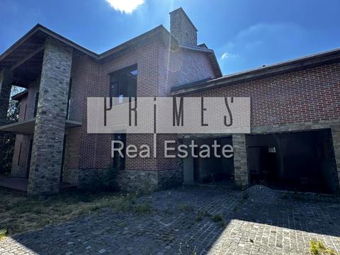 будинок за адресою Молодіжна вул.