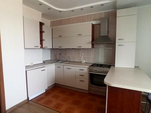 квартира за адресою Раїси Окіпної вул., 8