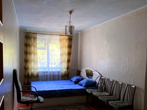 квартира за адресою Захисників України вул. (1-го Травня), 4