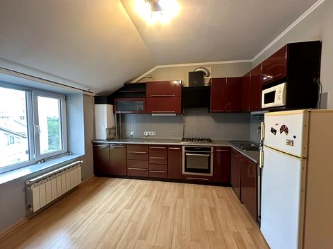 квартира за адресою Гетьмана Петра Дорошенка вул., 28в