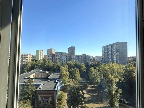 квартира за адресою Червоної Калини просп. (Володимира Маяковського), 18