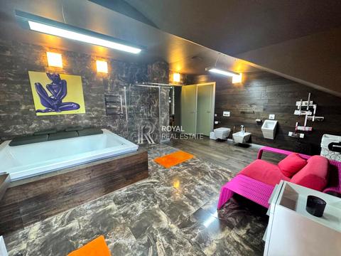 будинок за адресою молодіжна