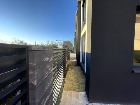 будинок за адресою Михайла Грушевського вул.