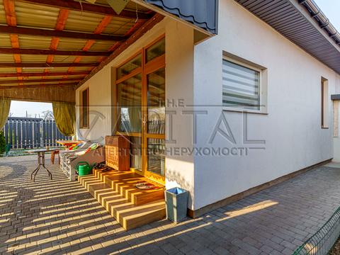 будинок за адресою Світанкова