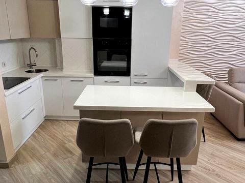 квартира по адресу Салютная ул., 2