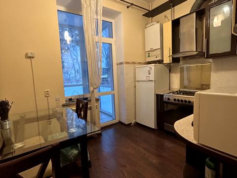 квартира за адресою Небесної сотні, 12