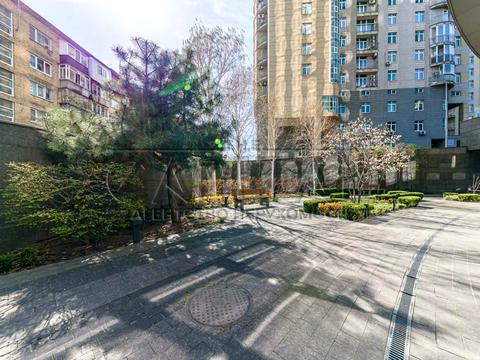 коммерческая по адресу Бусловская ул., 12