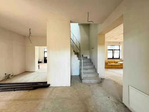 дом по адресу Молодіжна