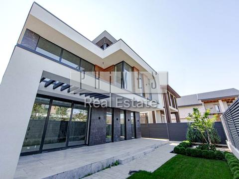 будинок за адресою Сергія Колоса вул. (Леніна), 7