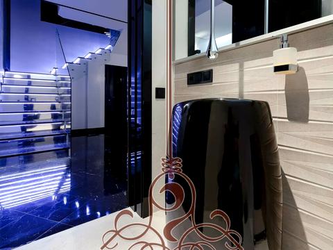 будинок за адресою Вишнева вул.