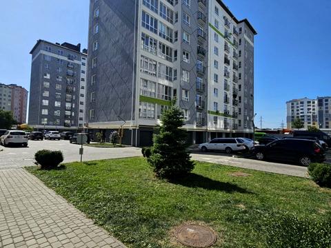 квартира за адресою Олександра Довженка вул., 33