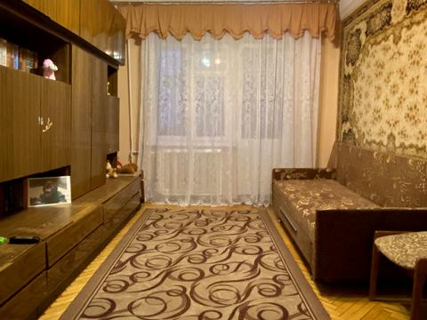 квартира за адресою Ореста Левицького вул. (Академіка Курчатова), 15