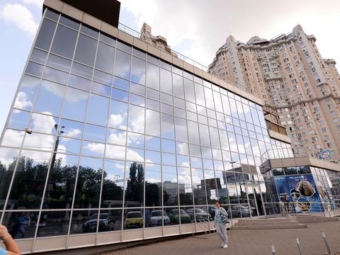 комерційна за адресою Середньофонтанська вул., 19г