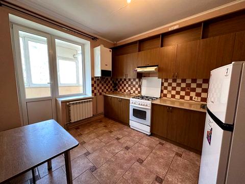 квартира за адресою Тролейбусна вул., 24