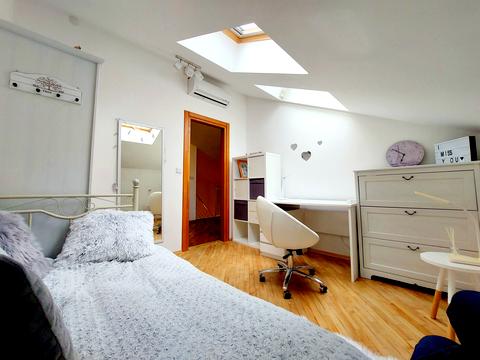 квартира за адресою Леоніда Глібова вул., 12