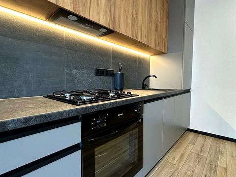 квартира за адресою Співдружності вул., 6