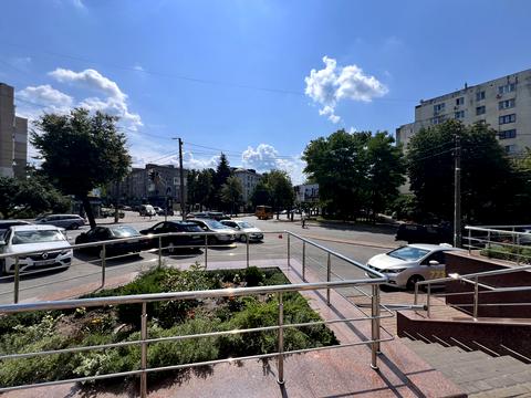 комерційна за адресою Перемоги вул., 53
