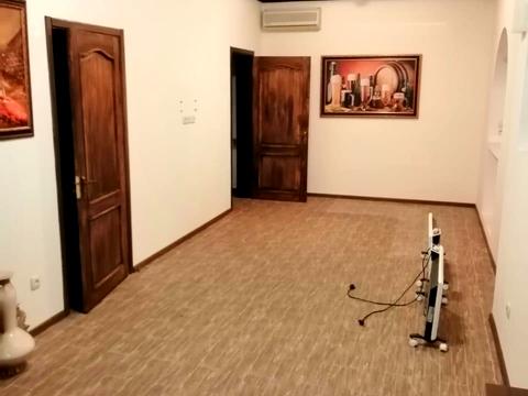 комерційна за адресою Богдана Хмельницького просп. (Героїв Сталінграда), 38
