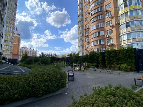 коммерческая по адресу Левка Лукьяненко ул. (Маршала Тимошенко), 21к1