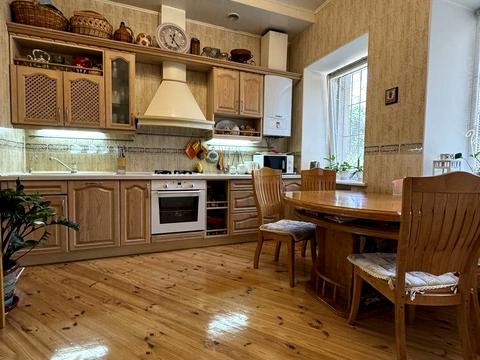 квартира за адресою чкалова, 42